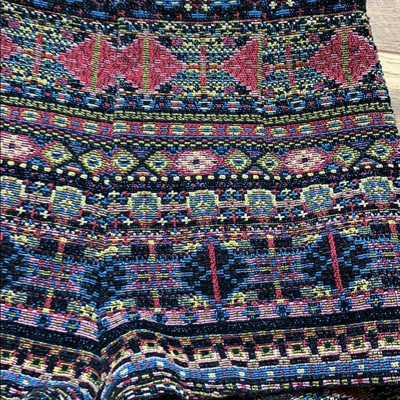 Urban Outfitters Ecote Tapestry Boho Shorts sz 4 - Picture 3 of 7